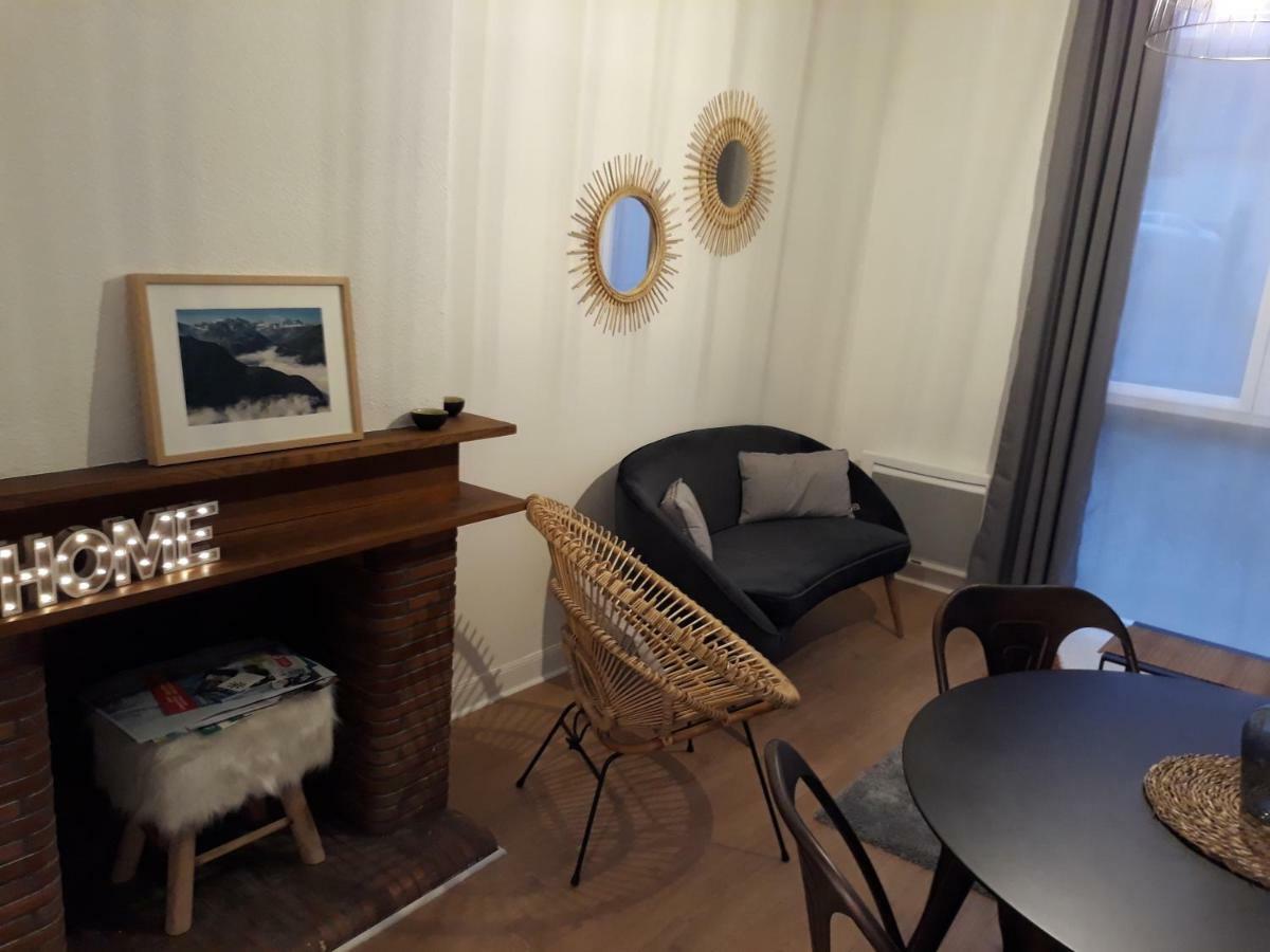 Chalet Du Doumet - Appart Luz Centre - Parking Et Garage Individuel Ferme - Draps Et Serviettes Inclus Люс-Сен-Совёр Экстерьер фото